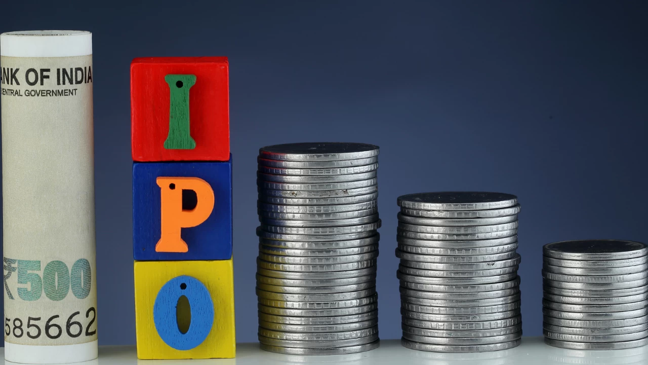 All three IPOs opening today have mobilised significant amounts of money from anchor investors and they are displaying positive GMP on the morning of the first day of the bidding process.