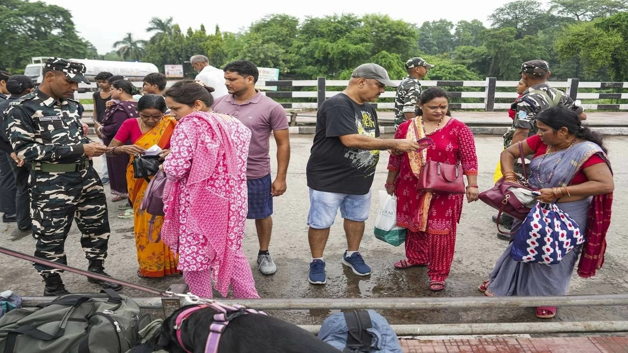 Security checking underway in the wake of violent protests that erupted in Kathmandu, near the India-Nepal border, in Raxaul, Bihar, on Wednesday, Sept. 10, 2025. (PTI Photo/Arun Sharma)