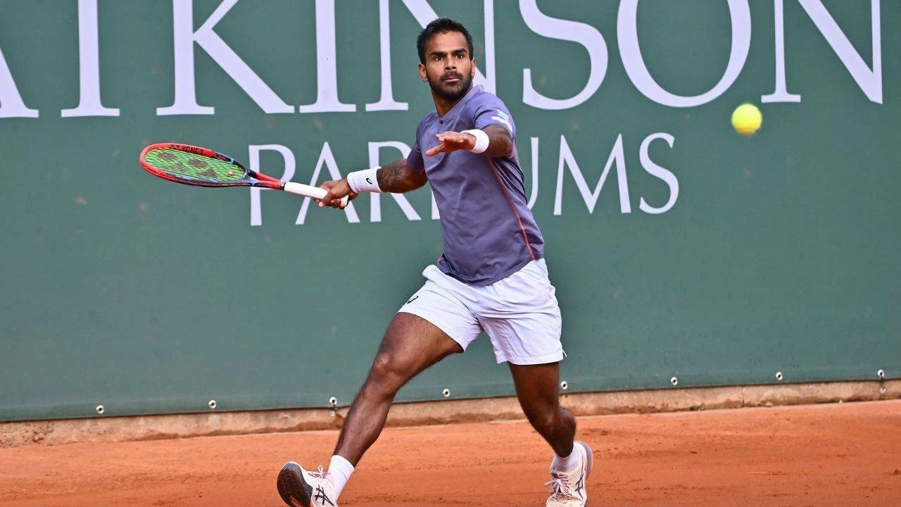 India take a 2-0 lead against hosts Switzerland in the Davis Cup World Group I tie on Friday.