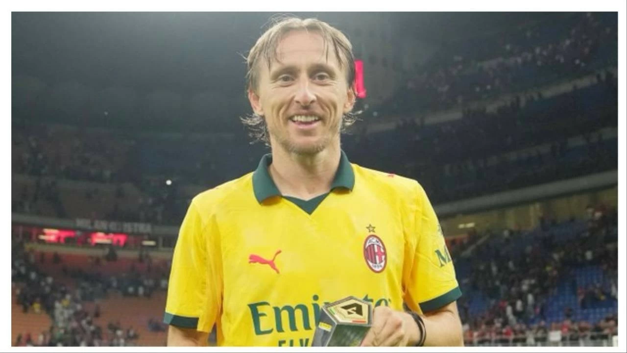 Luka Modric scores his first goal for AC Milan against Bologna.