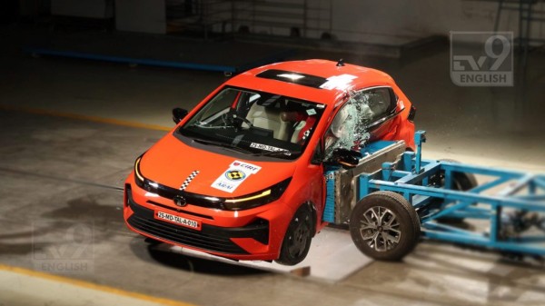 Tata Altroz side impact crash test | Source BNCAP