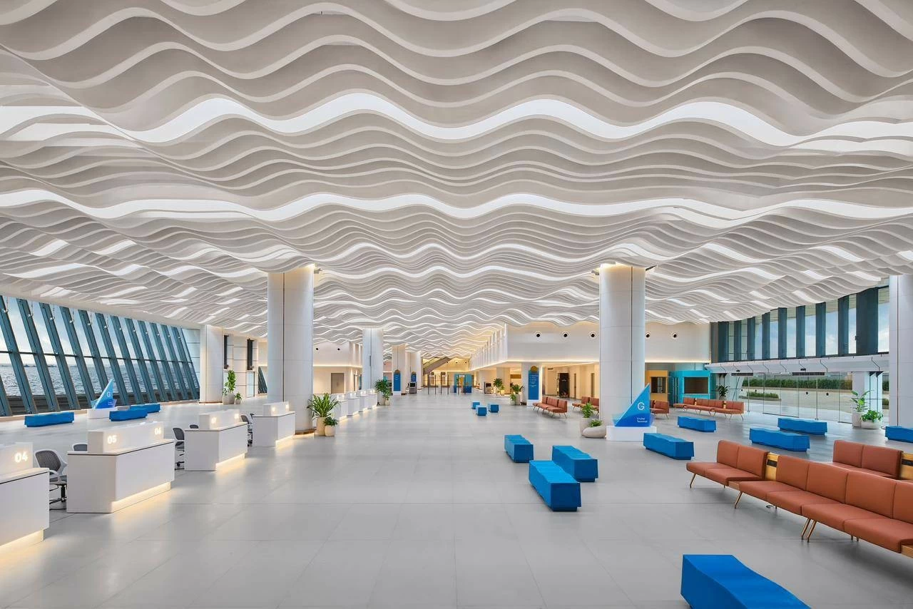 Union Minister of Ports, Shipping and Waterways Sarbananda Sonowal described the terminal as a milestone in India’s maritime journey. 