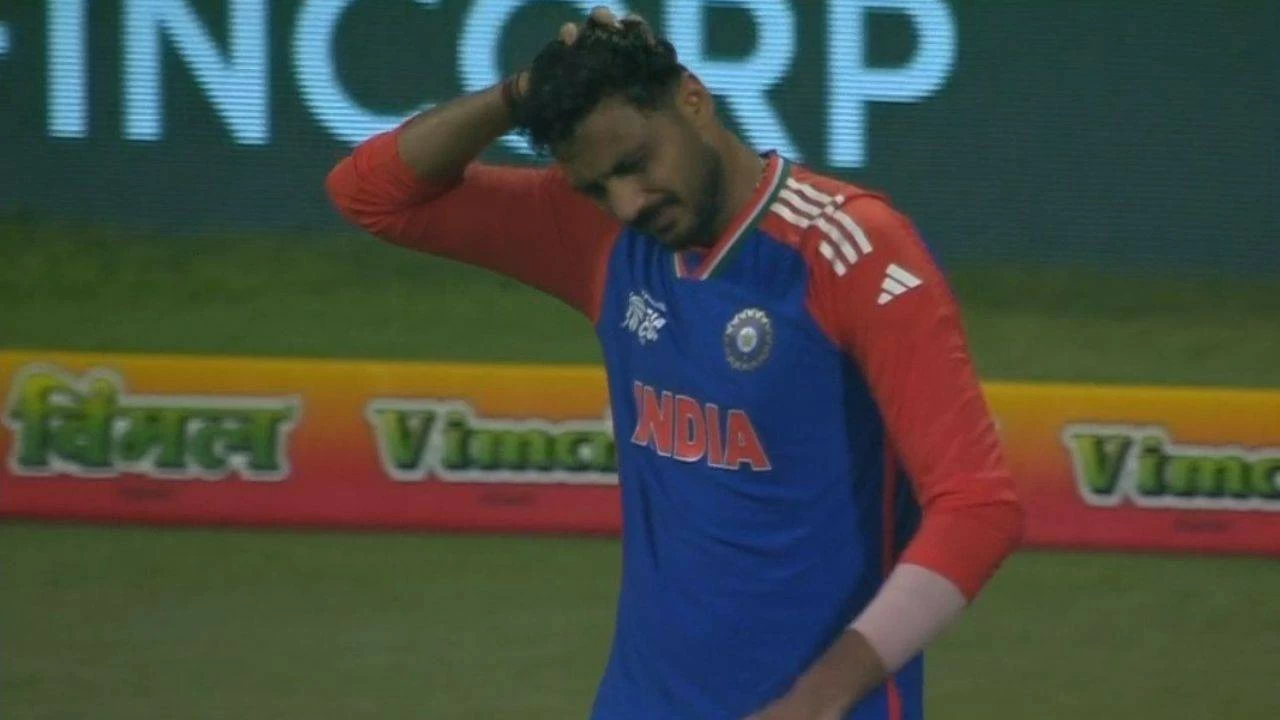 Axar Patel suffered a head injury while taking a catch during India&#039;s victory over Oman in the Asia Cup 2025.