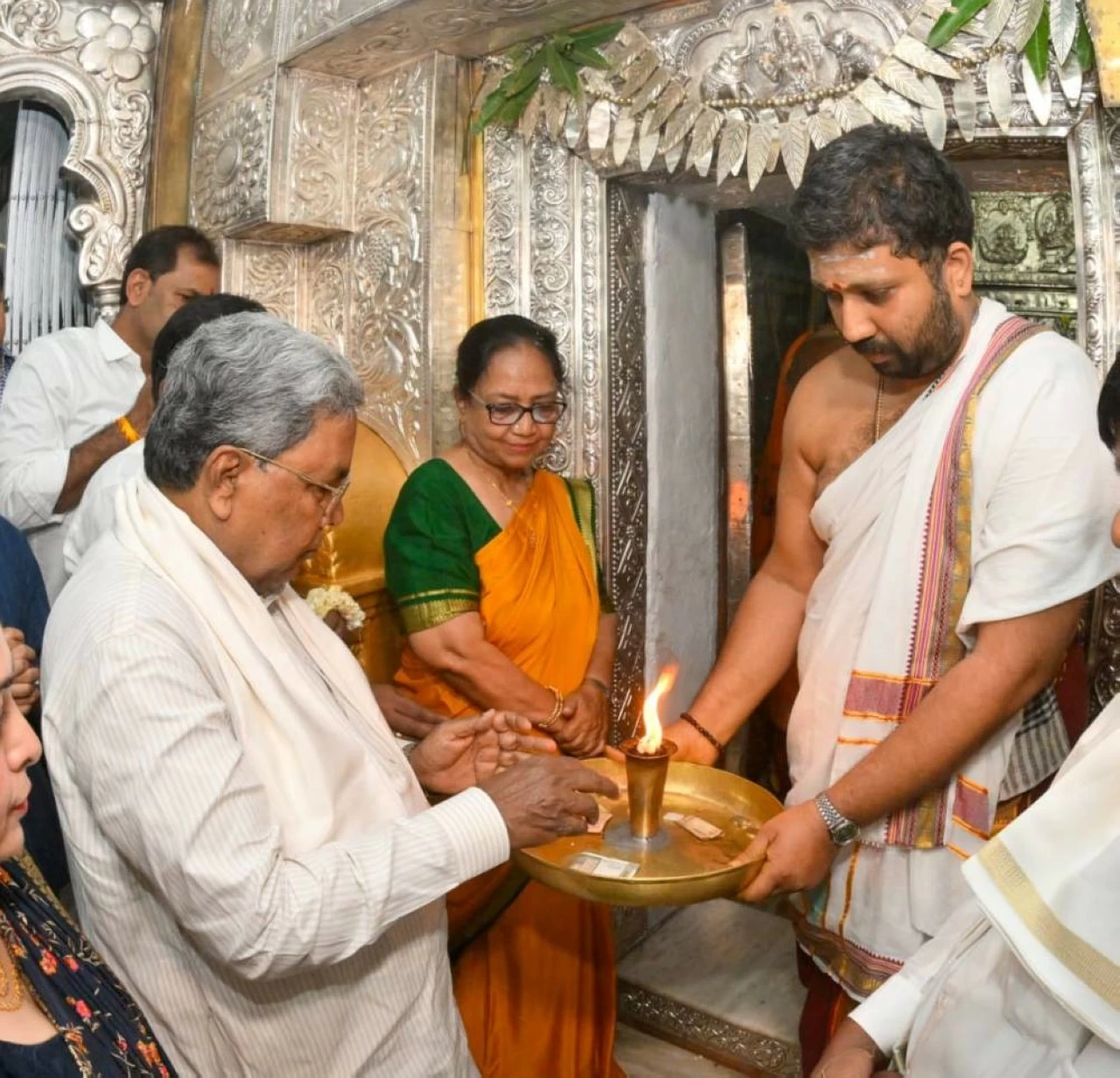 The culture of this land has taught me the lesson of respecting all, she said. "At a time when the world is moving on the path of war and humanity is immersed in hatred and bloodshed let Mysuru Dasara send out a message of peace and harmony, as this is the garden of peace for all communities." 