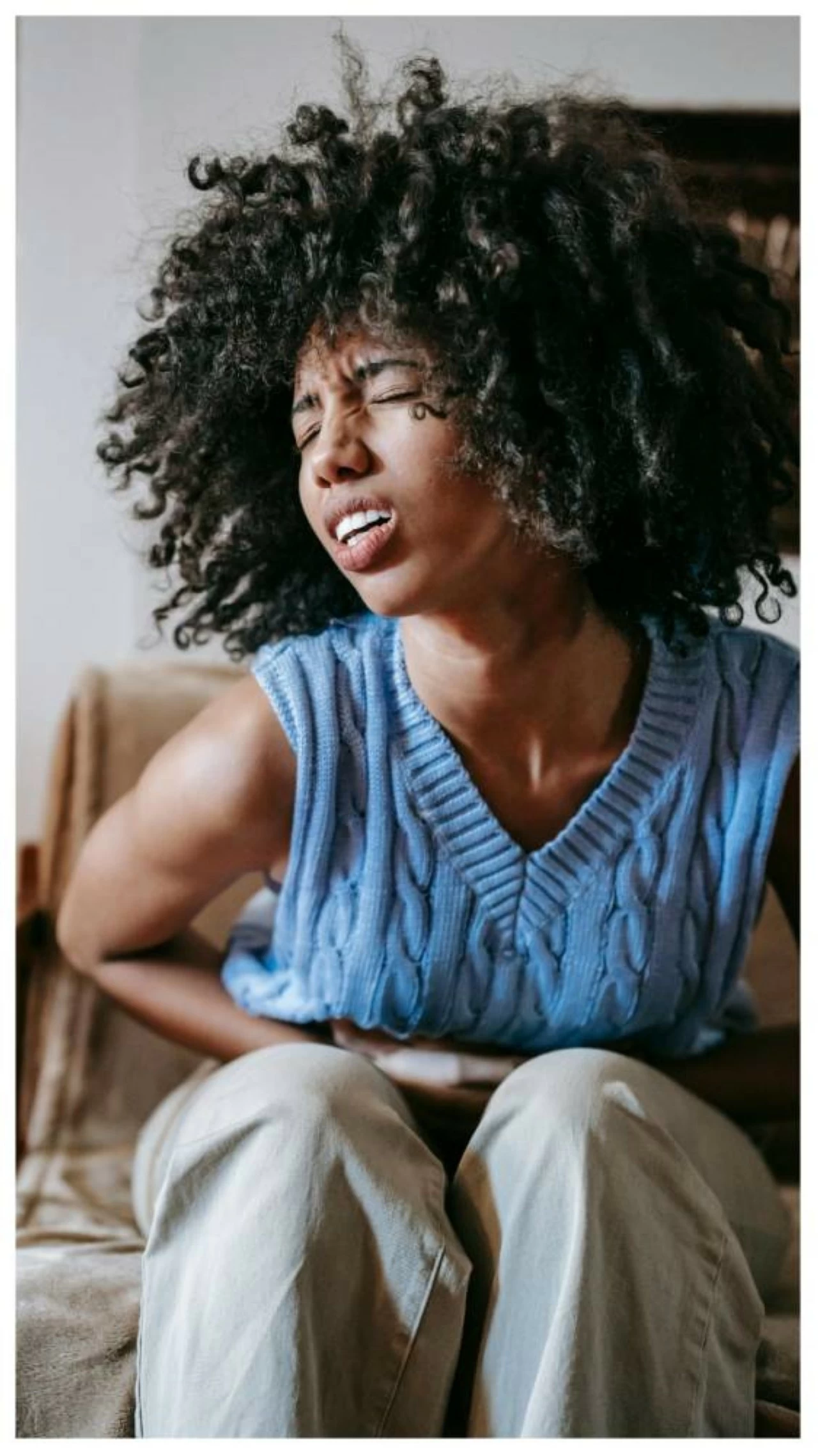 Treatment of recurrent UTIs consists of ensuring proper hydration and avoiding unnecessary antibiotic therapy.