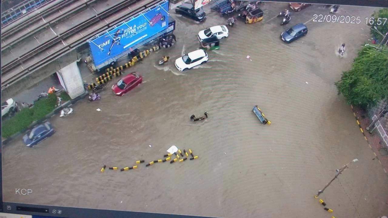Heavy rain and water logging at KCP Junction in Hyderabad.