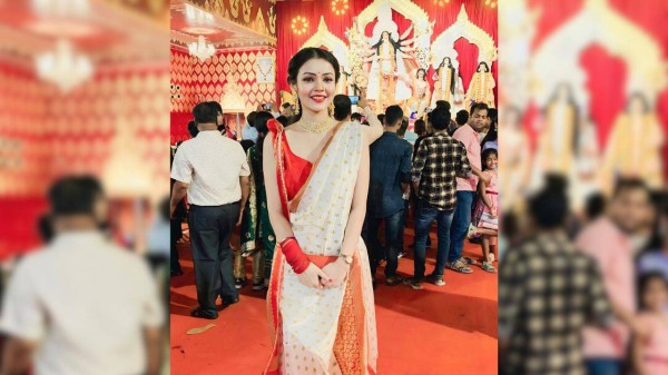 Ethnic outfits inspired by Bengali actresses to ace Durga Puja look