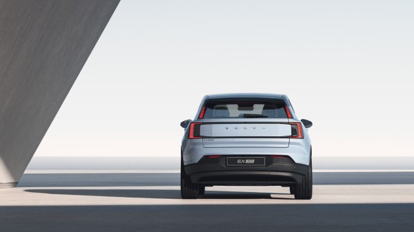 Volvo EX30 comes with one pedal drive option