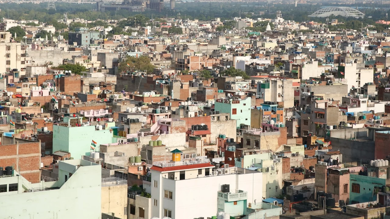 The Prop-Equity report places Kolkata ahead of traditional investment hubs like Mumbai, Delhi-NCR, and Bengaluru. (Photo credit: Unsplash)
