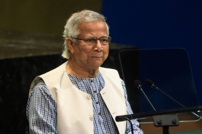 Members of the Bangladeshi diaspora staged a protest outside the United Nations headquarters in New York on Friday. The protests targeted Muhammad Yunus, the interim Chief Adviser of Bangladesh.(Credit: Reuters)