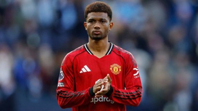 Amad Diallo misses Manchester United match due to family bereavement.