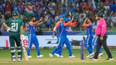 India bowled out Pakistan for 146 runs in the ongoing Asia Cup 2025 final.