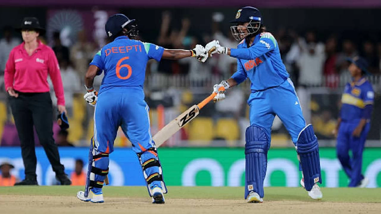India scored 269 /8 in WC opener vs Sri Lanka.