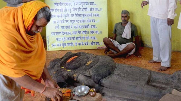 Dussehra 2025: Indian temples where Ravan's effigy is not burnt