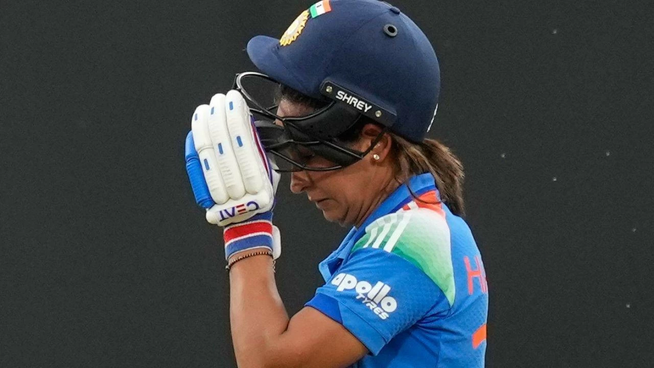 Harmanpreet Kaur departed cheaply in a high-pressure game against Pakistan in the Women&#039;s World Cup 2025.