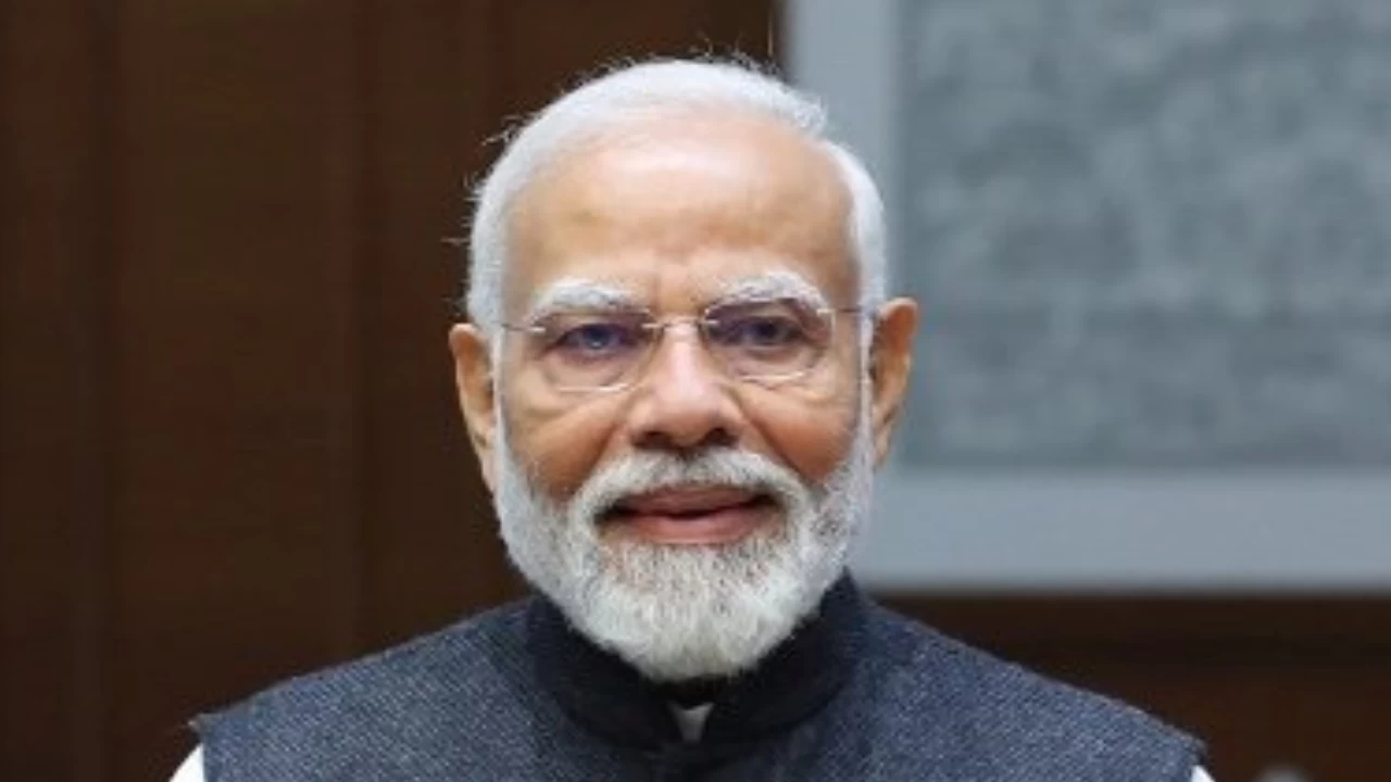 Modi pays homage to JP Narayan on his birth anniversary