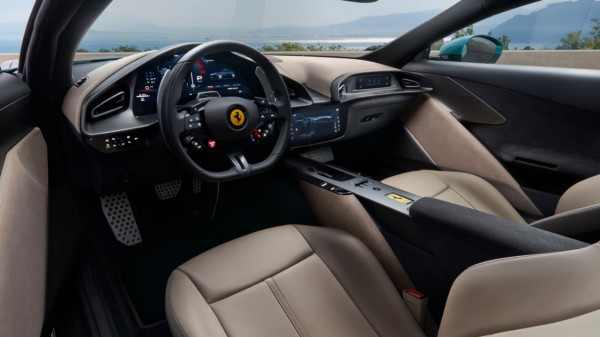 Ferrari Amalfi interior