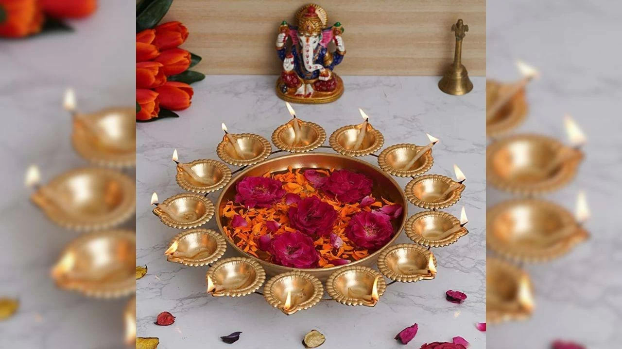 Guide to make Diwali urli using diyas