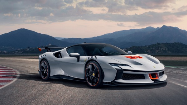 Ferrari&#039;s portfolio to have more ICE and Hybrid models