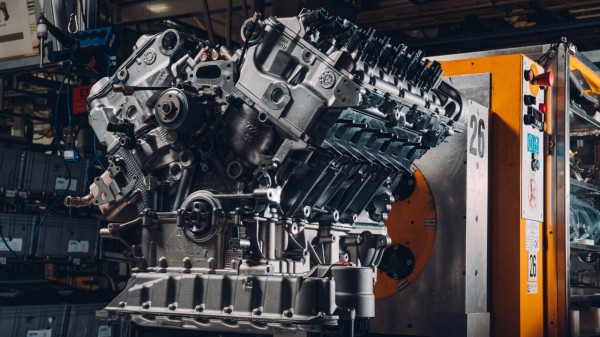 Bentley&#039;s W-12 engine