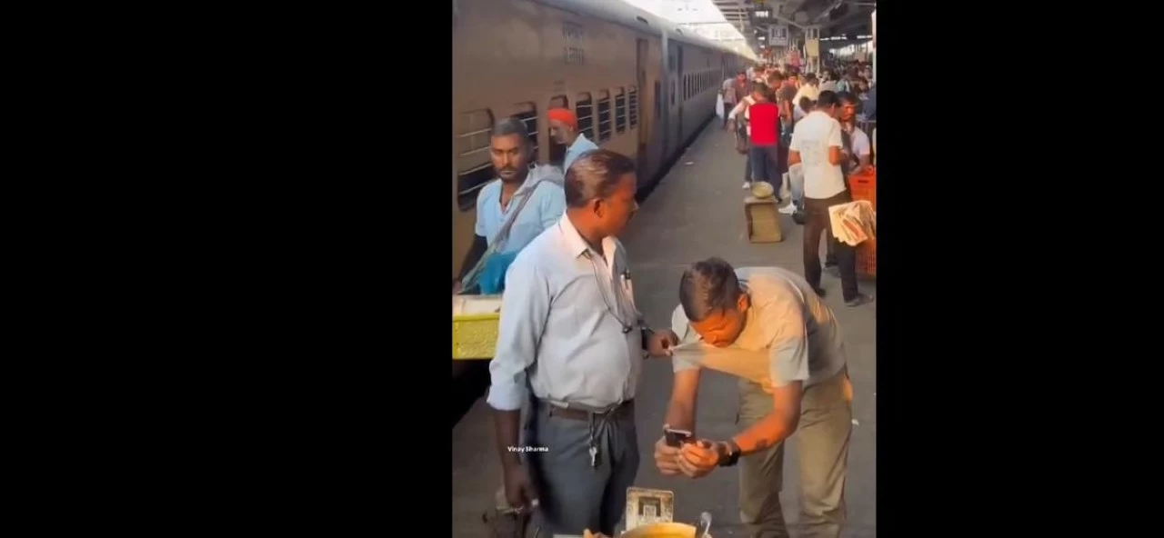 The incident went viral, prompting the West Central Railway to arrest the vendor and cancel his license, sparking debate over the severe reaction.