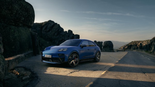 Porsche have added Lugano Blue for their Macan GTS
