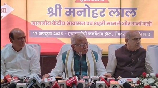 Minister Manohar Lal Khattar says BR Ambedkar didn't draft constitution, then makes a U-turn