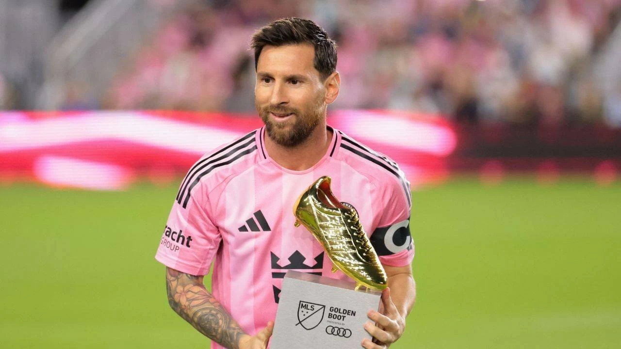 Lionel Messi wins MLS Golden Boot.