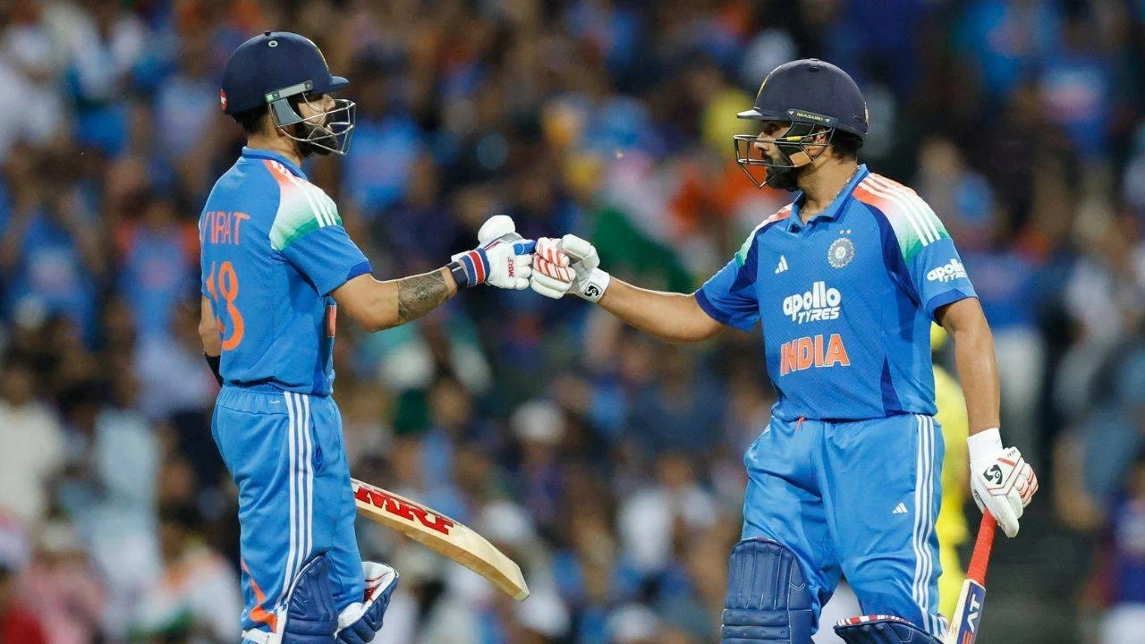 Rohit, Kohli help India to beat Australia by 9 wickets in third ODI.