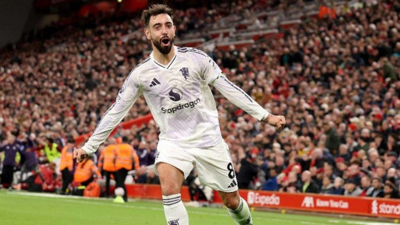 Bruno Fernandes reveals about his future at Man Utd.
