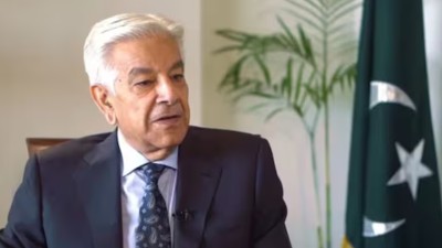 Pakistan Defence Minister warns of open war against Afghanistan