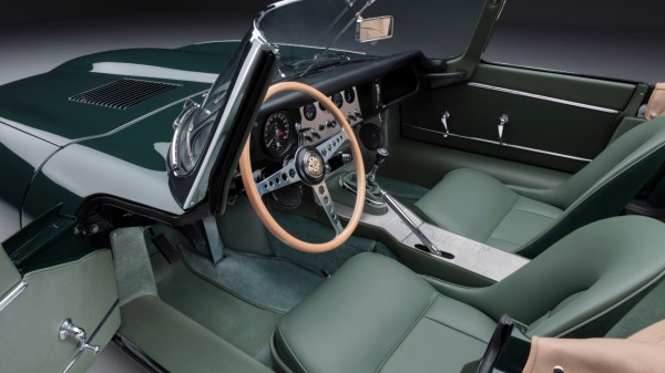 Jaguar E-Type interior