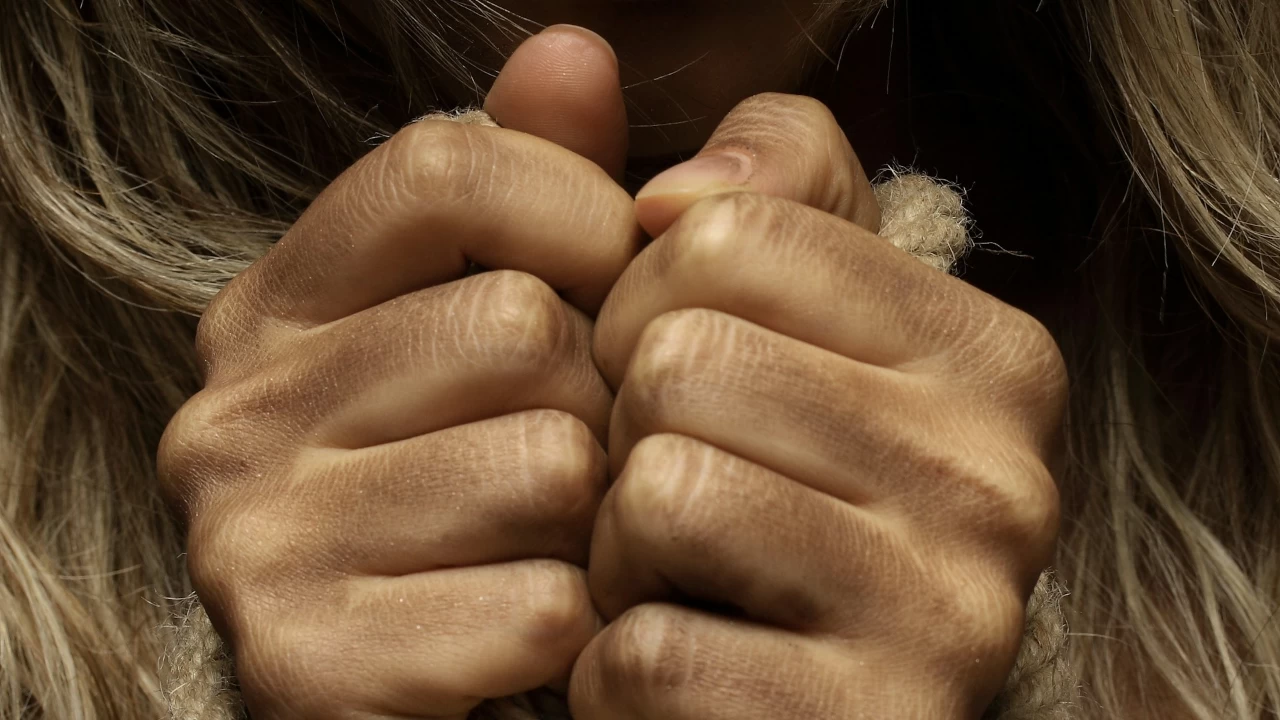 On Saturday evening, the West Midlands Police was called to the Park Hall area of Walsall after a woman was in distress in the street. (Photo credit: Unsplash)