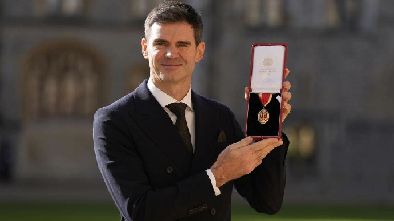 Sir James Anderson, England Cricketer, poses after he was made a Knight Bachelor by Princess Anne, Princess Royal at an investiture ceremony at Windsor Castle on October 28, 2025 in Windsor, England. 
