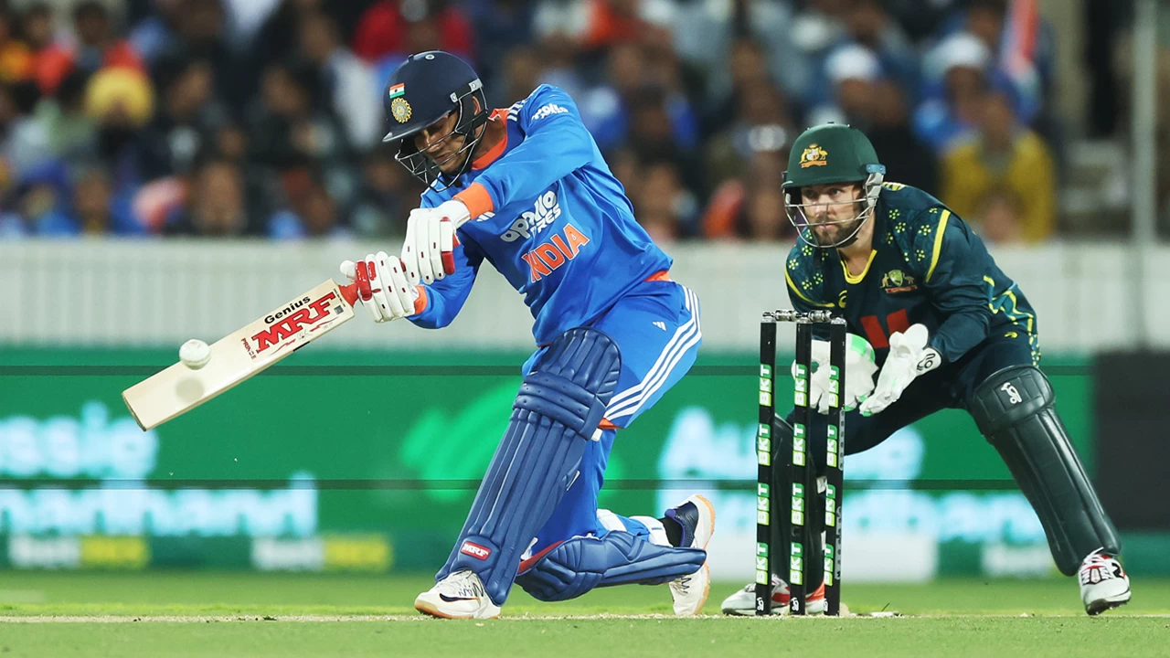 The 1st T20I between India and Australia got called off due to rain.