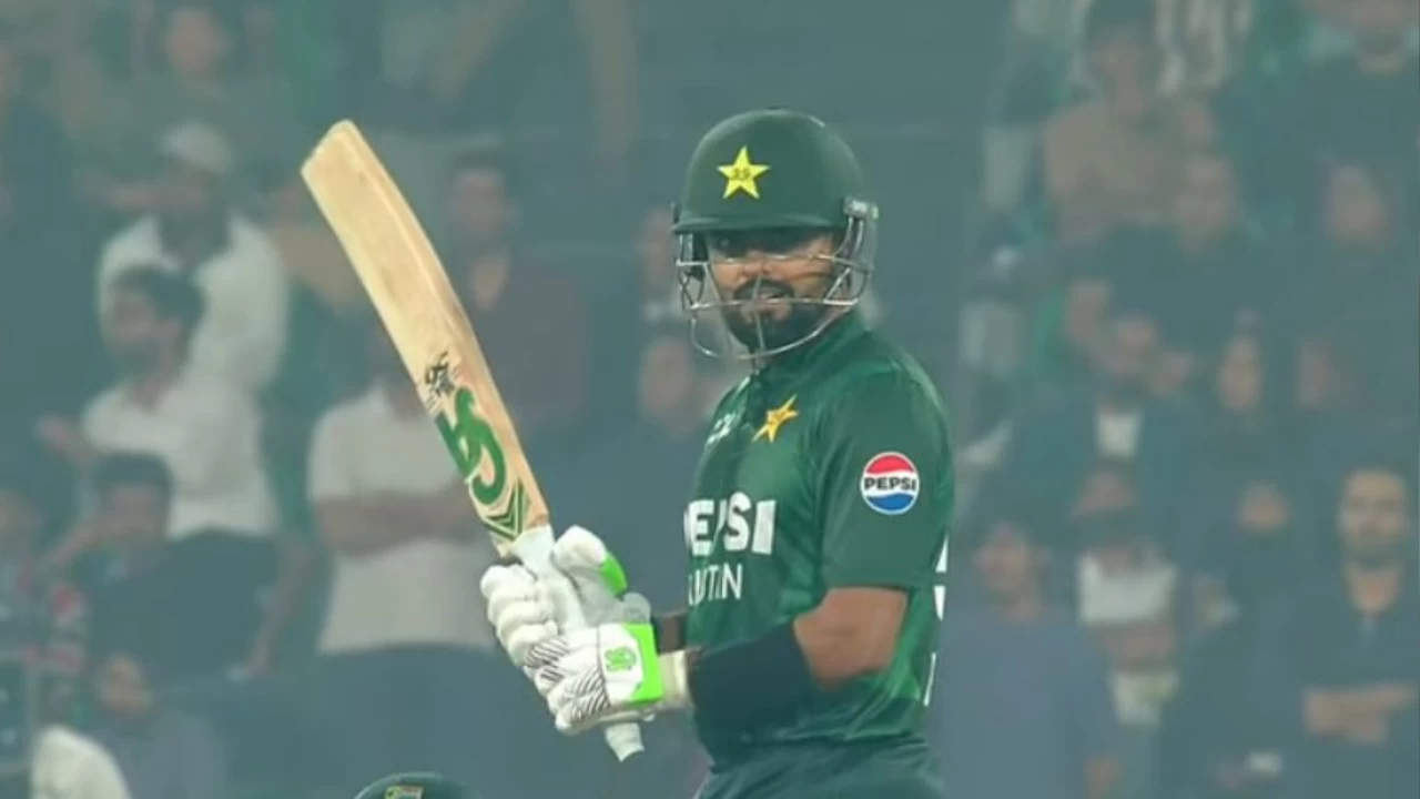 Pakistan beat South Africa by 9 wickets in the second T20I.