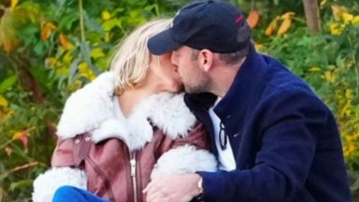 Sydney Sweeney and Scooter Braun spotted kissing in Central Park.
