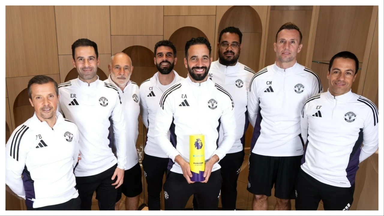 Ruben Amorim wins Manager of the Month award for October.