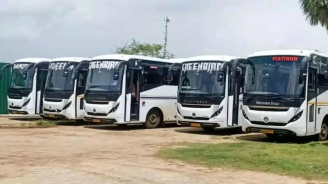 Luxury interstate buses from Kerala to be halted from Monday evening