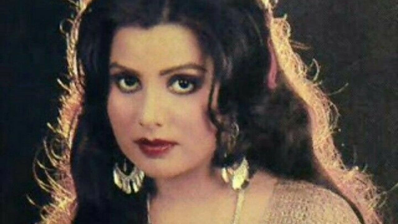 Sulakshana Pandit's prayer meet Anupam Kher, Jackie Shroff and other celebs pay respects