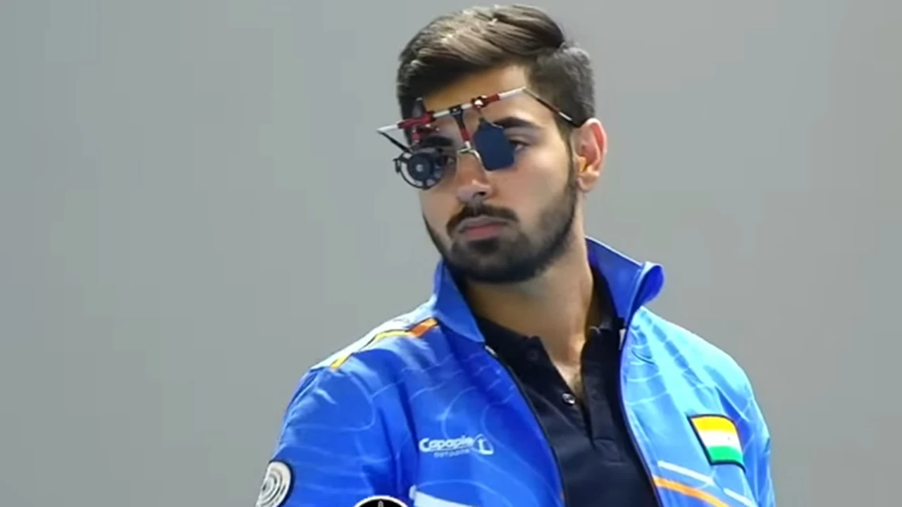India's Samrat Rana won gold medal in 10m air pistol event at the ISSF World Championships.