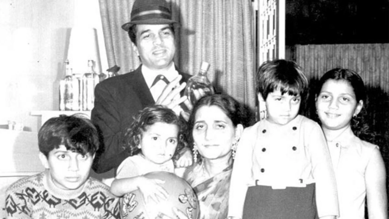 Dharmendra with family