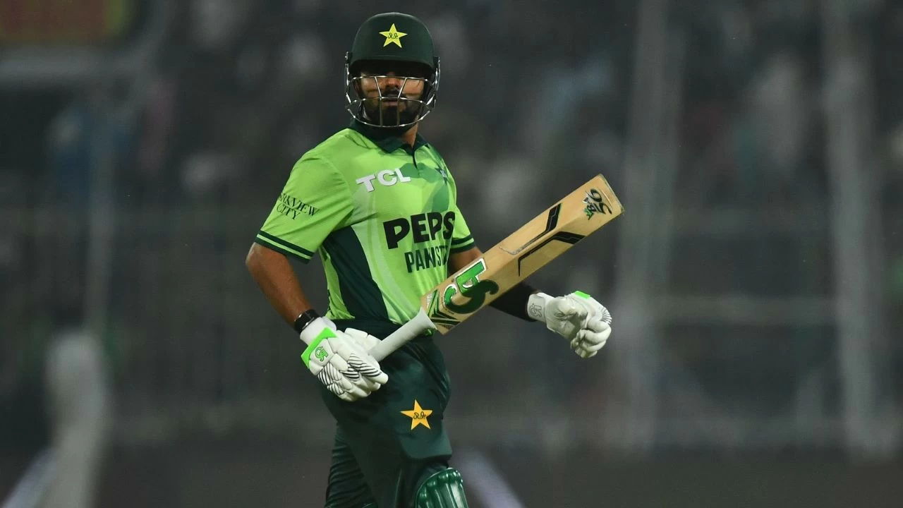 Babar Azam equals Virat Kohli&#039;s record as century drought continues.