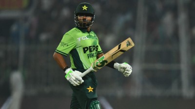 Babar Azam equals Virat Kohli&#039;s record as century drought continues.