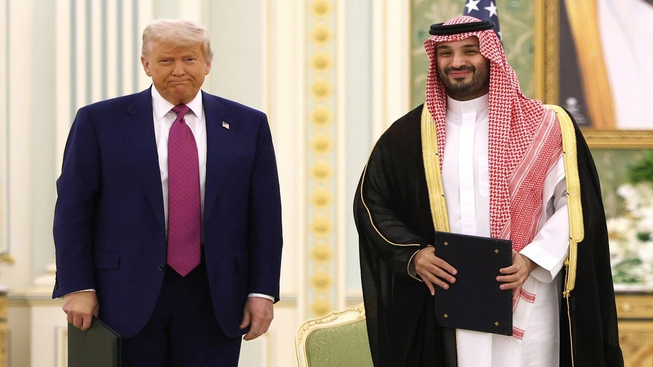 US President Donald Trump and Saudi Crown Prince Mohammed bin Salman attend a signing ceremony at the Saudi Royal Court on May 13, 2025, in Riyadh, Saudi Arabia. (Photo by Win McNamee/Getty Images) 