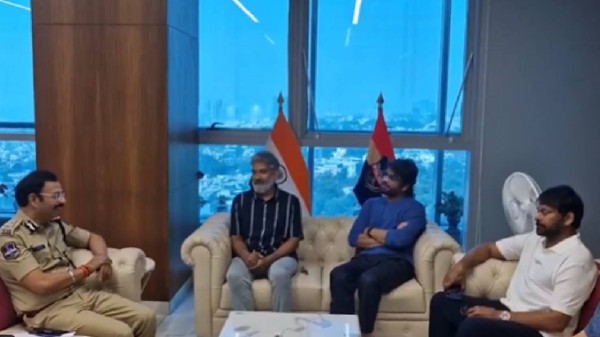 VC Sajjanar meets actors Chiranjeevi, Nagarjuna, SS Rajamouli, Dil Raju 