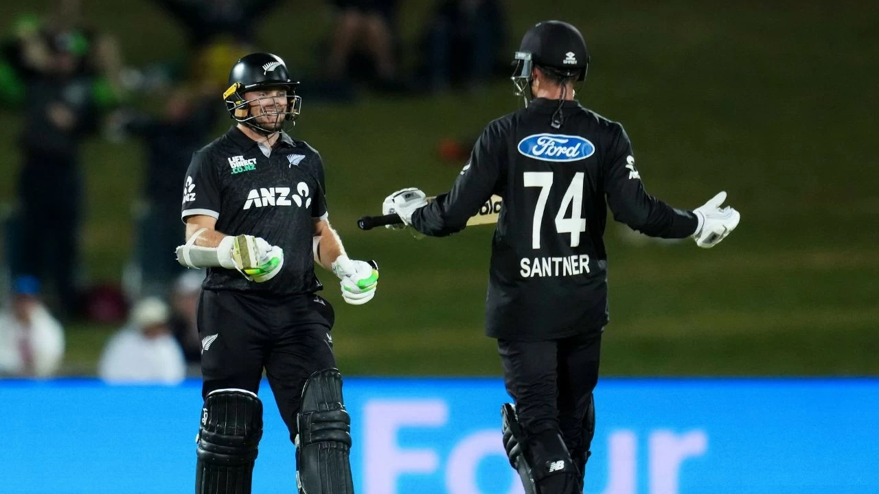 New Zealand beat West Indies by five wickets in second ODI.