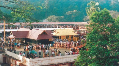 All pilgrims heading to Sabarimala Temple have been advised to adhere to the guidelines to ensure a safe pilgrimage season. (Shankar/IT Group via Getty Images)
