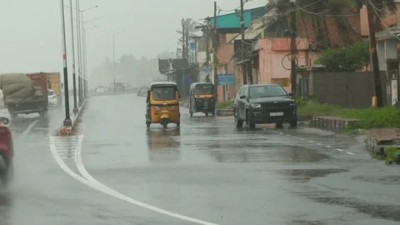 Orange alert in 3 districts in Kerala, yellow alert in 7