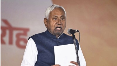 Governor Arif Mohammed Khan administered the oath of office and secrecy to him